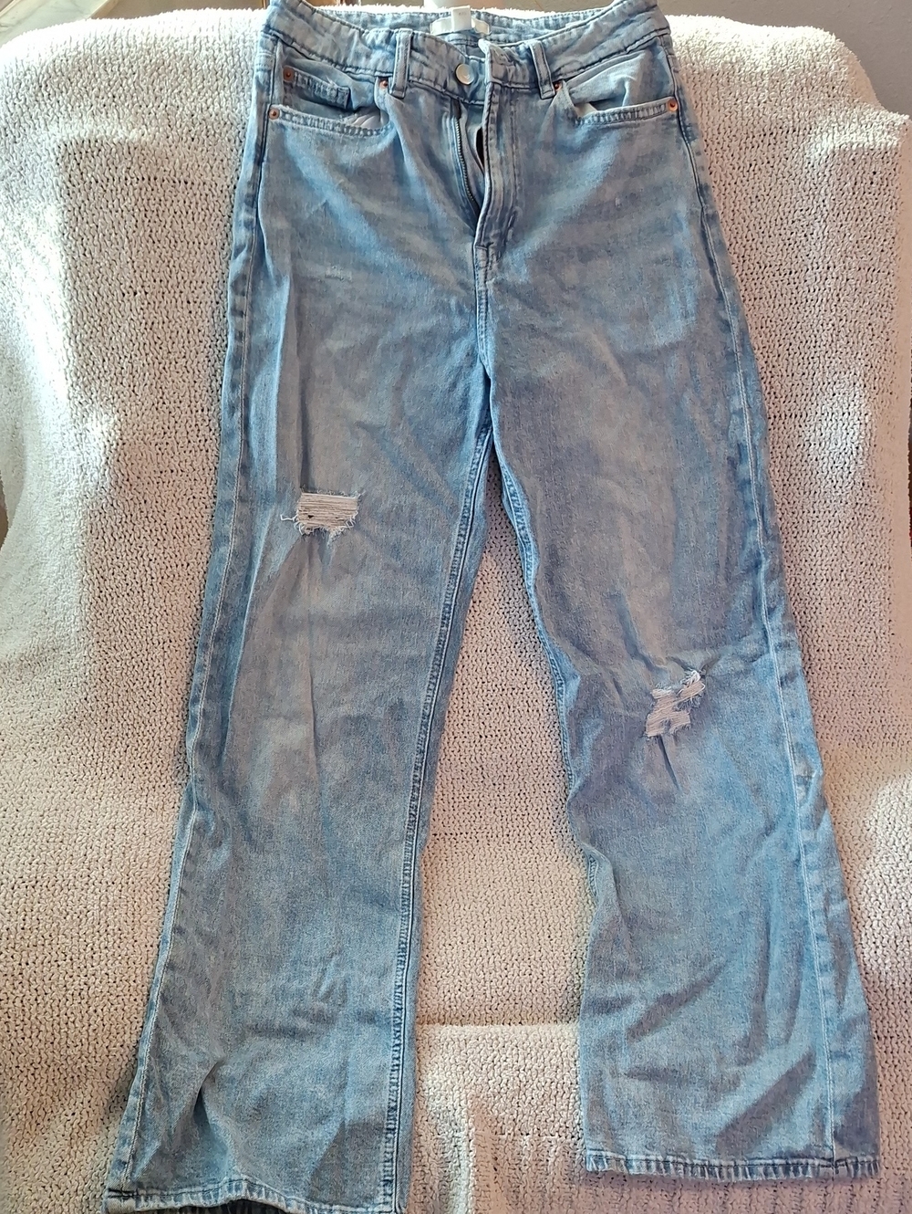 H&M Light Blue Distressed Women's Jeans